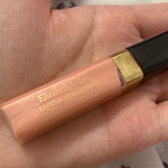 Elizabeth Arden Other - FREEBIE-Elizabeth Arden Lip Gloss-Precious petal